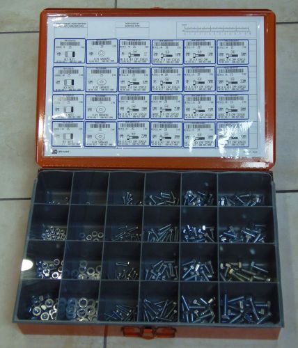 METRIC NUT, BOLT, WASHER ASSORTMENT- 520 PCS with carrying/storage case