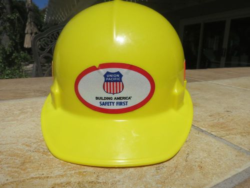 UNION PACIFIC RAILROAD YELLOW HARD HAT ASC JACKSON SAFETY FIRST
