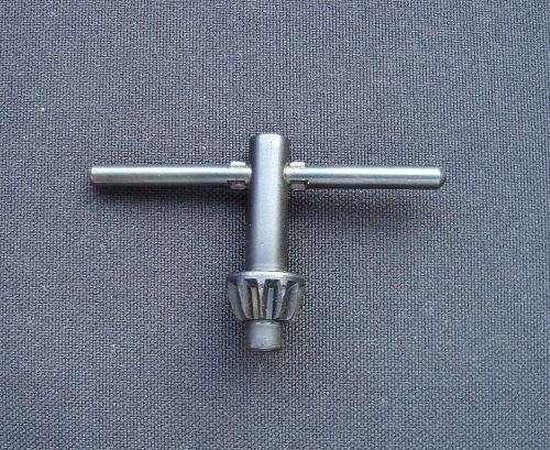 Genuine Makita Chuck Key S10, #763418-3, for use with Makita cordless drills