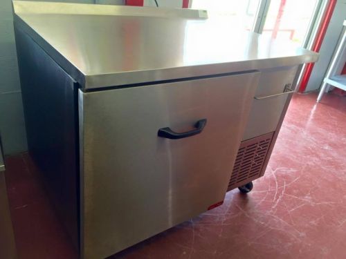 Undercounter Refrigerator TOR-REY model  UBT01-ULH
