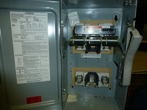 Siemens Electric Switch Enclosed 60a 600VAC Heavy Duty  f352 type 1  3 phase