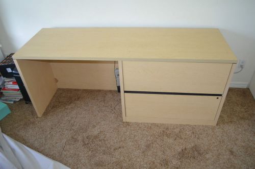 Office Desk with built in 2 drawer filing cabinets
