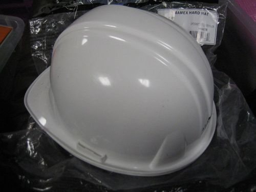 Hard Hat Protection White in Color 6pts Ratchet Suspension
