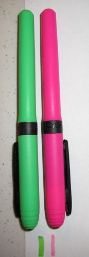 Lot of 2 BIC Neon Thin Chiseled Highlighters, Removable Cap with Clip - P6763