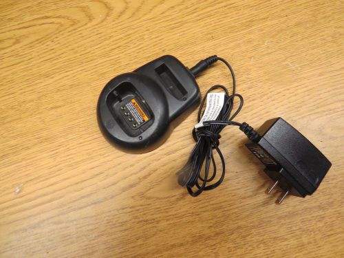 CLS Radio Charger Motorola (HCTN4001A) or (56553) For CLS1110, CLS1410, VL50