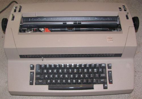 Vintage IBM Selectric II Typewriter Tan Beige Electric Correcting FOR REPAIR