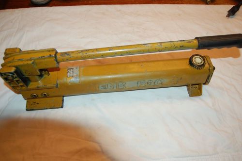 Enerpac P-392 Hand Hydraulic Pump