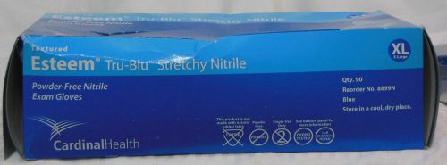 Cardinal Health 8899N Esteem Tru-Blu Nitrile Stretchy Powder Free Latex Free x90