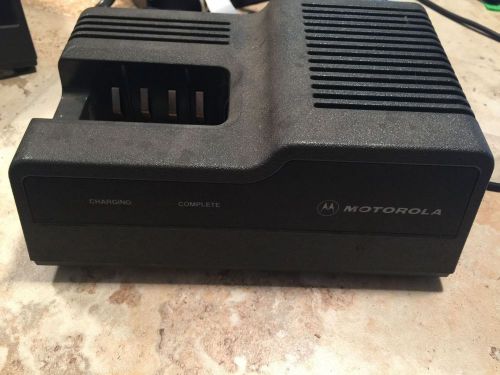 Motorola Battery Charger Model: NTN4633C lot of 2