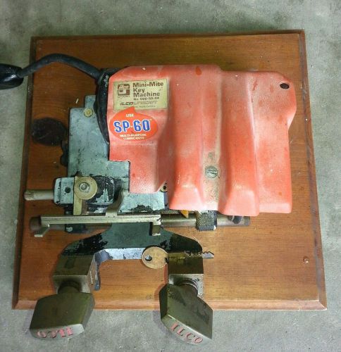 Ilco mini mite 008 -50 - 44 key cutting machine