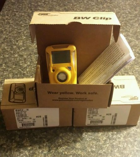 3-BW clip personal H2S monitor.