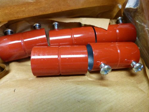 100 Brand New T&amp;B 3/4&#034; Set Screw Couplings For Fire Alarm Systems Color Red