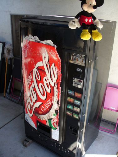 COKE SODA-VENDING MACHINE- CAN-BOTTLE-DIXIE NARCO 501-! COKE -PEPSI