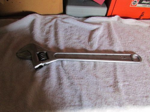24&#034; Adjustable Crescent Wrench Excellent Condition