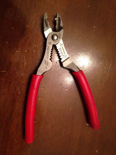Snap-On Wire Cutter Stripper And Crimper Pliers PWCS7CF - Red