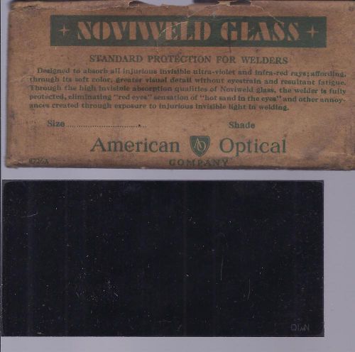 NOVIWELD GLASS Mint in Original Sleeve; American Optical; 2 by 4 1/2&#034;