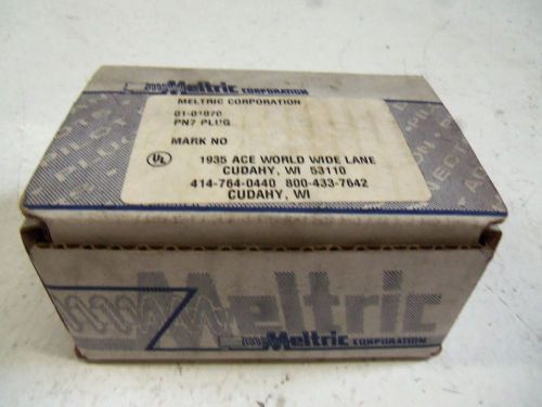 MELTRIC CORPORATION 01-01070 PLUG *NEW IN BOX*