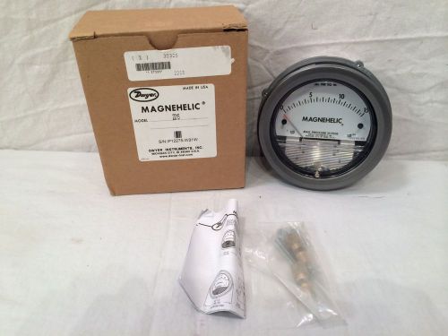 Tools - Dwyer Instruments Magnehelic Pressure Gauge Model 2215 New In Box