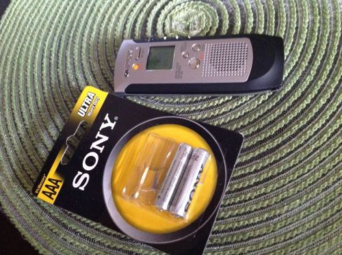 Olympus DS-150 Digital Voice Recorder  Tested Free New Set Of Batteries