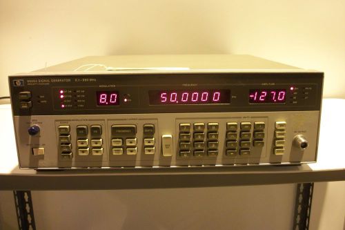 HP 8656A Signal Generator 0.1-990MHz (TMU035)