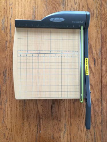 Swingline Pro Series Classic Cut Paper Cutter Model #9112