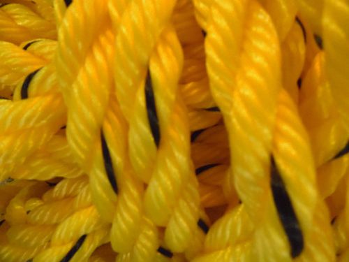 NEW 100 Feet Of 7/8&#034; Inch Polyproplyene RopeYellow with Black Tracer