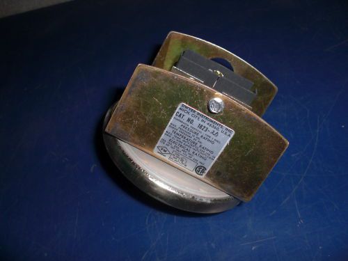 DWYER PRESSURE SWITCH 1823-20 *NICE* AS PICTURED