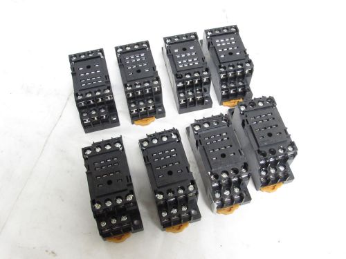 OMRON PYF14A-E RELAY CONNECTING SOCKET 5A 250VAC (LOT OF 8) **NNB**