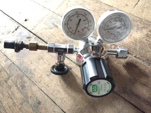 AGL Specialty Gases Compressed Gas Regulator 212334100