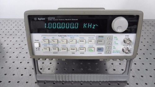 G123595 Agilent 33120A 15MHz Function/Arbitrary Waveform Generator