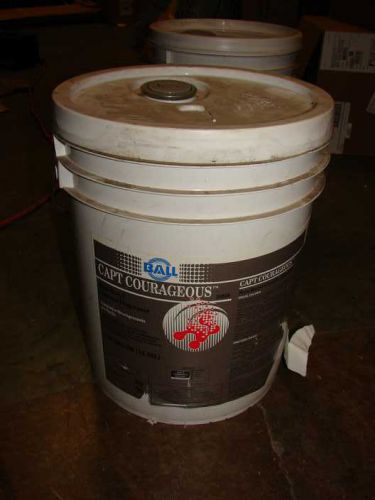 Ball cleaner degreaser 5 gallon pail Capt Courageous