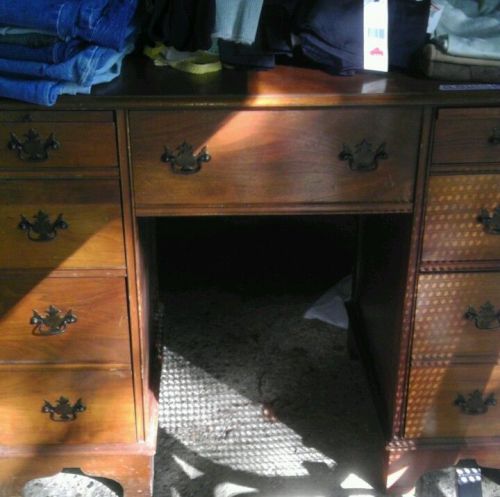 9 drawer wooden desk