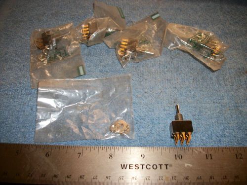 LOT OF MINI (MOM)ON/OFF/ON(MOM) 4PDT PANEL OR PC MOUNT TOGGLE SWITCHES! A