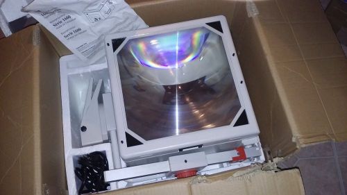 3M OVERHEAD PROJECTOR SERIES 1600 MODEL 1608AJA, IN BOX, NEVER BEEN USED