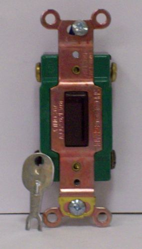 COOPER 30A DOUBLE POLE LOCKING SWITCH 3032L