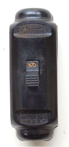 Bakelite inline double pole double throw 10 a--250 v switch new old stock /243 for sale