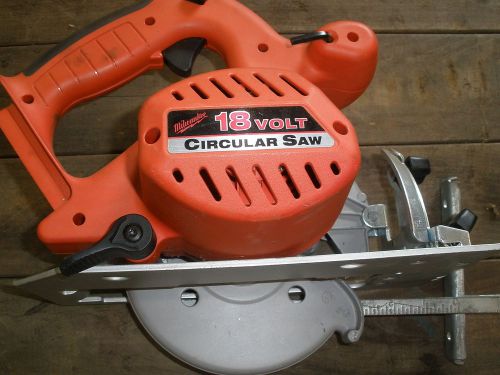 Milwaukee Cordless 18V Circular Saw with saw guide (Tool Only)