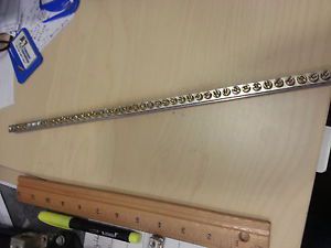 Ilsco aluminum ground bar al9cu nb22 -31 terminal, 26 screws, 15.25&#034; long(as is) for sale