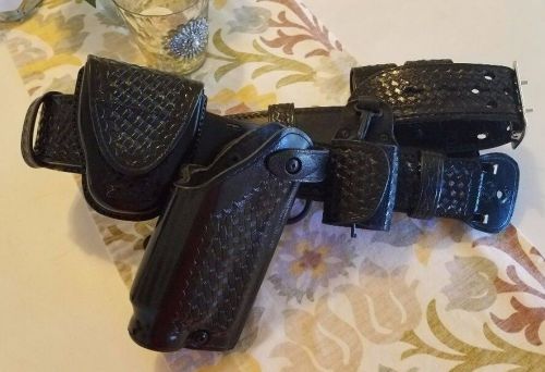 Js leather police security law enforcement leather duty belt with gear, size 34 for sale