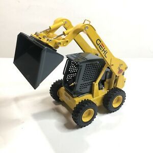 Gehl 7800 Turbo Skid Loader By DCP 1/25th Scale  K16