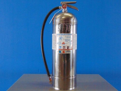 Water fire extinguisher badger wp-61 class a wall bracket tested minor scratches for sale
