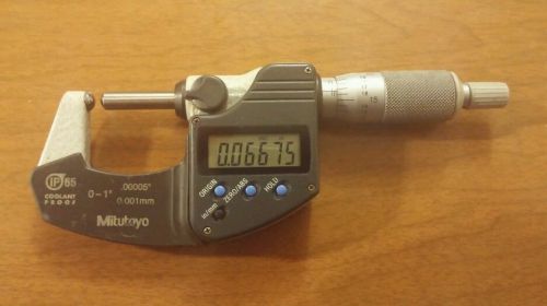 Mitutoya 395-371 Micrometer Coolant Proof Digital Spherical Face 0-1&#034; IP65