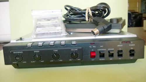Realistic Micro-1000 Microcassette Dictating/Transcribing System w/ Pedal &amp; Tape