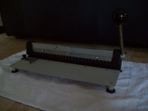 Lassco wizer w166 paper metal plate punch free s/h for sale
