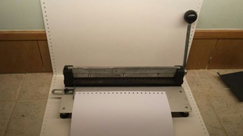 25 Pin hole plate punch