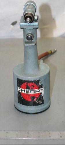 Cherry G715 Pneumatic Riveter