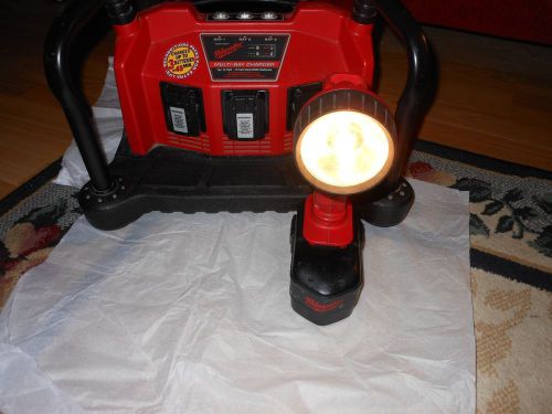 milwaukee 3 battery charger with flashlight and 1 battery