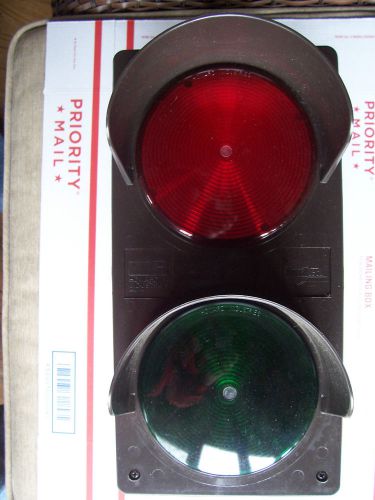 New signaltech loading dock safety light for sale