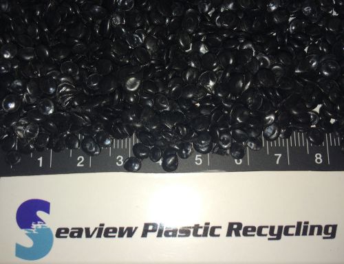 Plastic Pellets Polyethylene Black 10 LBS.