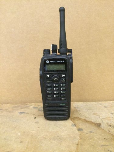 Motorola XPR 6500 UHF radio